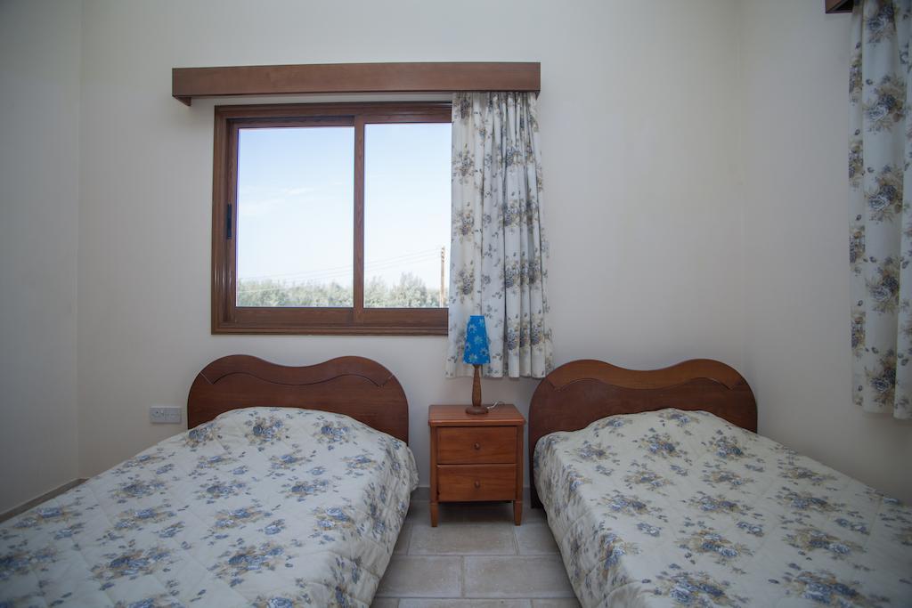 Villa Natasha Coral Bay Exteriér fotografie